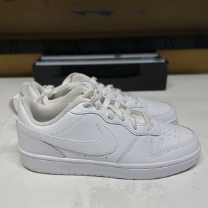 Nike Sneaker - Court Borough Low 2